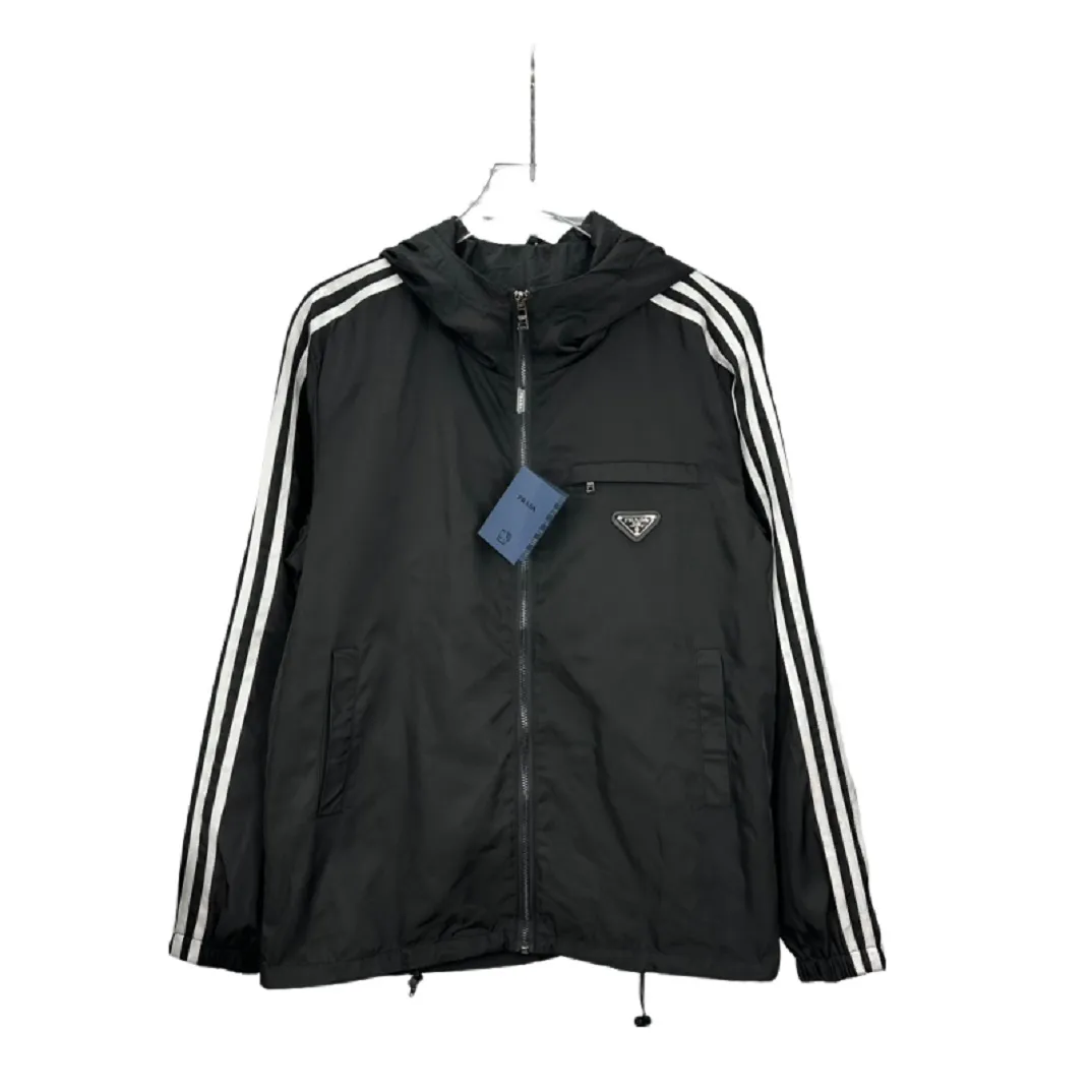남자 디자이너 까마귀 재킷 커플 매칭 캐주얼 재킷 후드 코트 금속 삼각형 패턴 디자인 달리기 코트