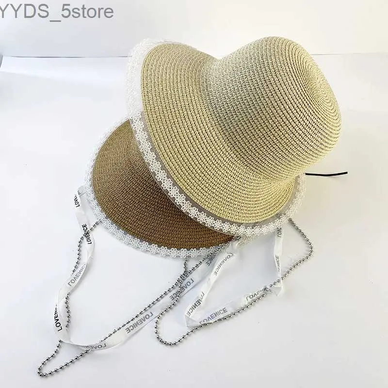 Geniş Memlu Şapkalar Kova Şapkaları OMEA SAHTE STR ŞEHİR DANATLI Çiçek Kenar Plaj Şapkası Kadın Rüzgar Tabanlı Mektup Şerit Zinciri Seyahat Geniş Brim Güneş Şapkası Zarif Kova Şapkası YQ231116