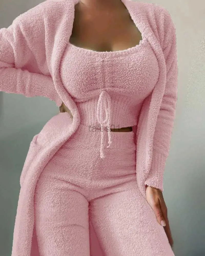 Velvet pyjama set primark sale