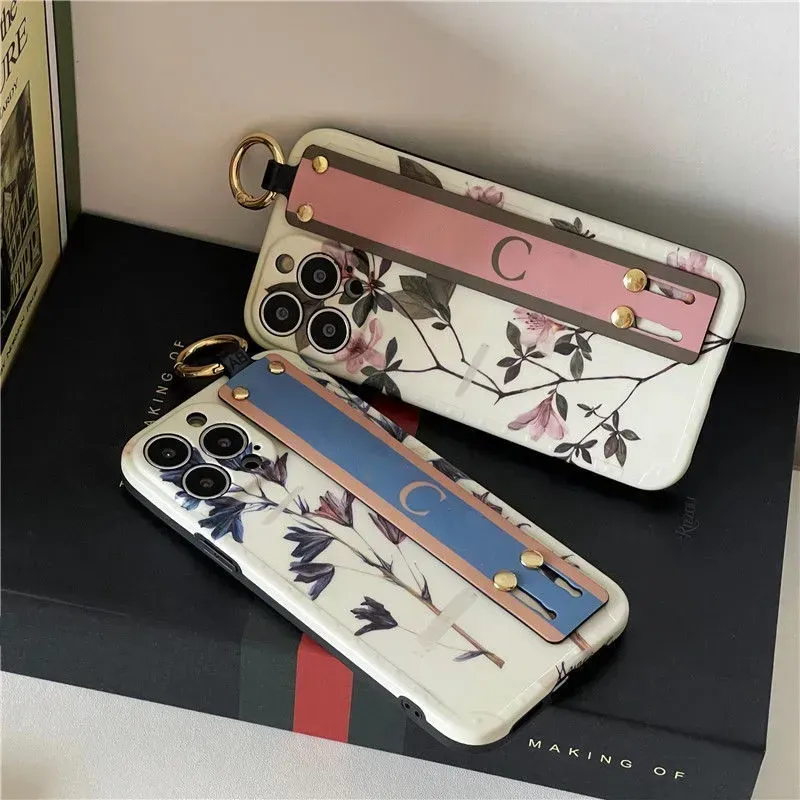 Flower Wristband Phone Cases For Iphone13 Promax Iphone 11 12 Pro Max Xsmax Cell Phone Cover With Strap Luxury Designer Phonecase Pink