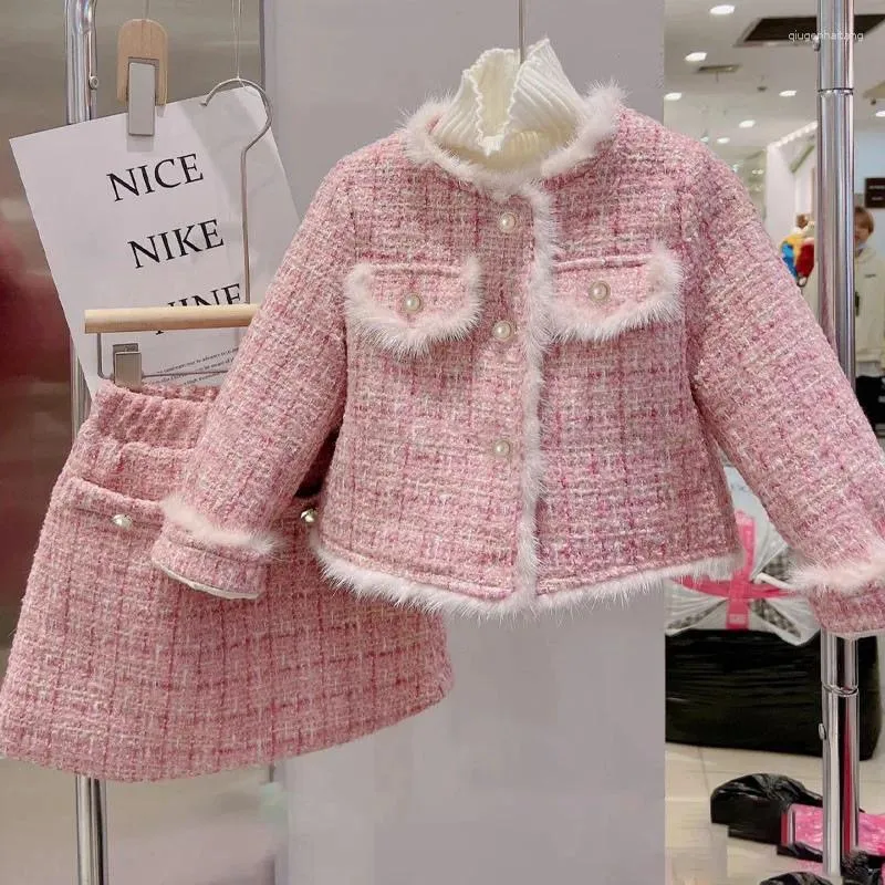 Zestawy odzieży dwuczęściowe ubrania dziewczynki Koreańska zimowa bawełniana kurtka midi spódnica gruba dzieci
