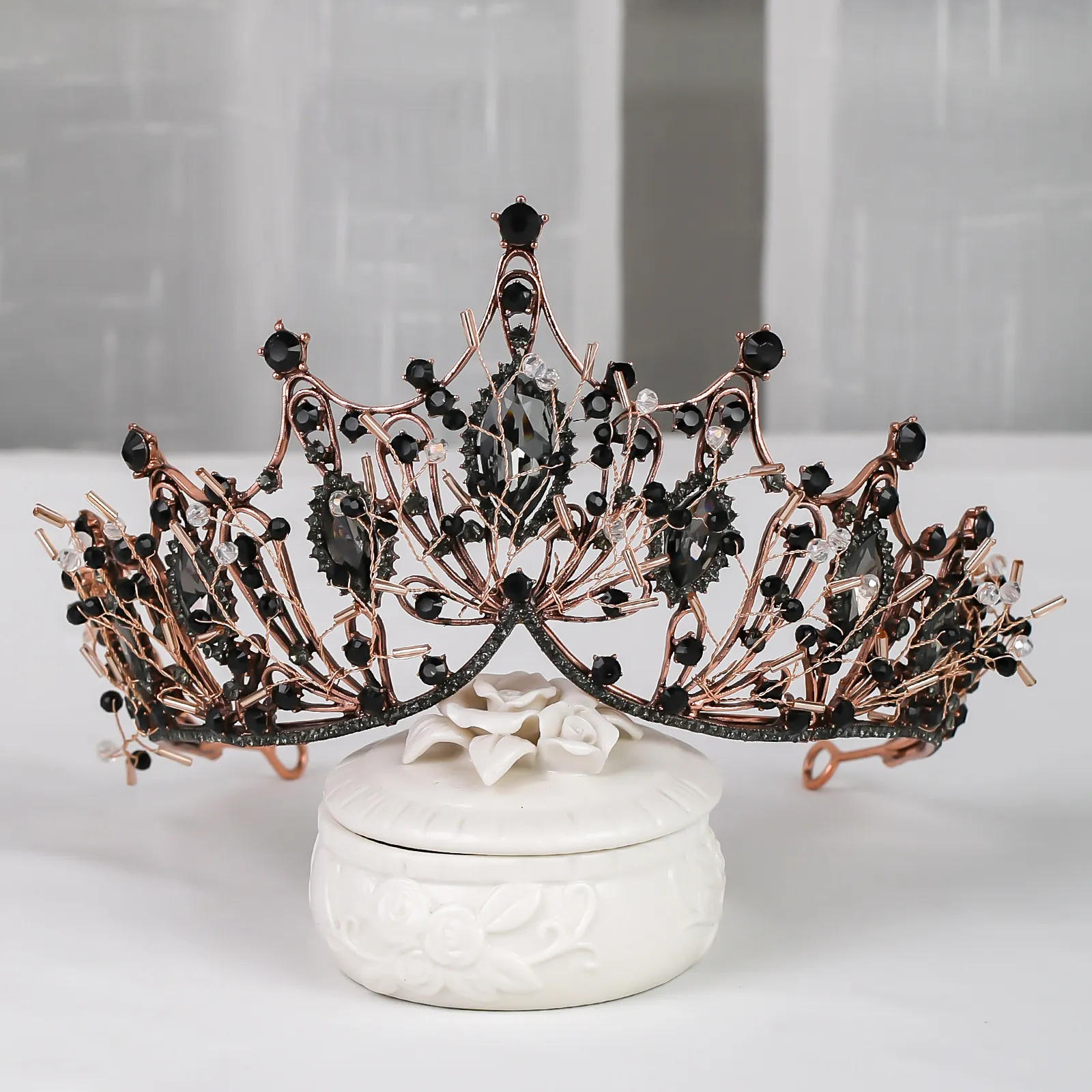 DHgate.com:Crystal Princess Crown Hair Clips Wedding Dress