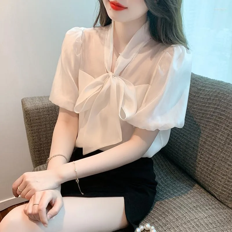 Damesblouses Koreaanse kantoor dame elegant veter boog shirt vrouwen mode satijn lantaarn mouw 2023 zomer vrouwelijke witte blouse top
