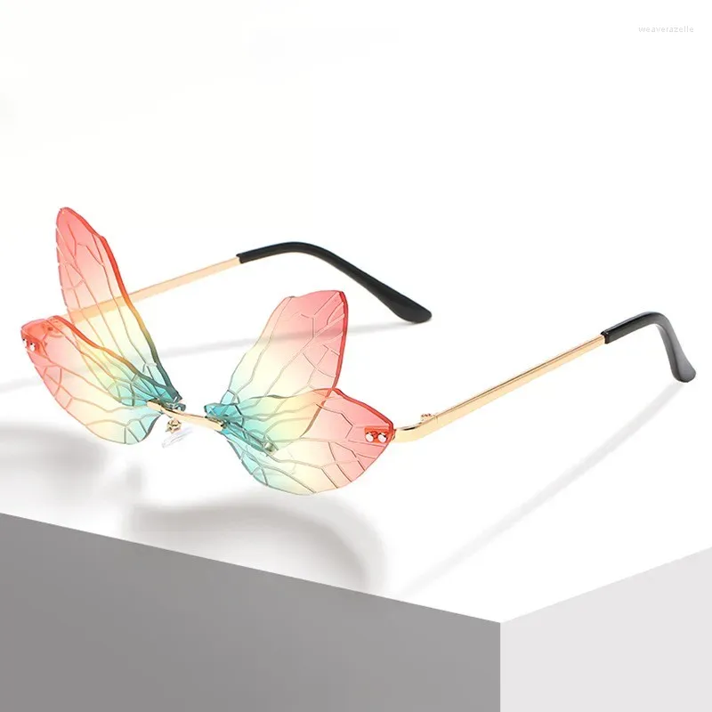 Solglasögon Personlighet Framelös kvinnlig trendig Dragonfly Wing Sun Glasses Kvinnor Retro Party Eyewear Outdoor UV Shades