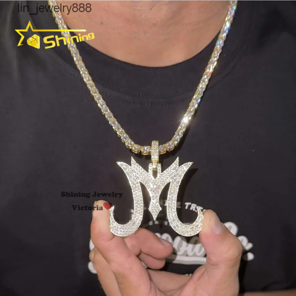 Broche Con Inicial Del Alfabeto K Chapado En Oro Y Perlas De Imitación Blancas Con Letra