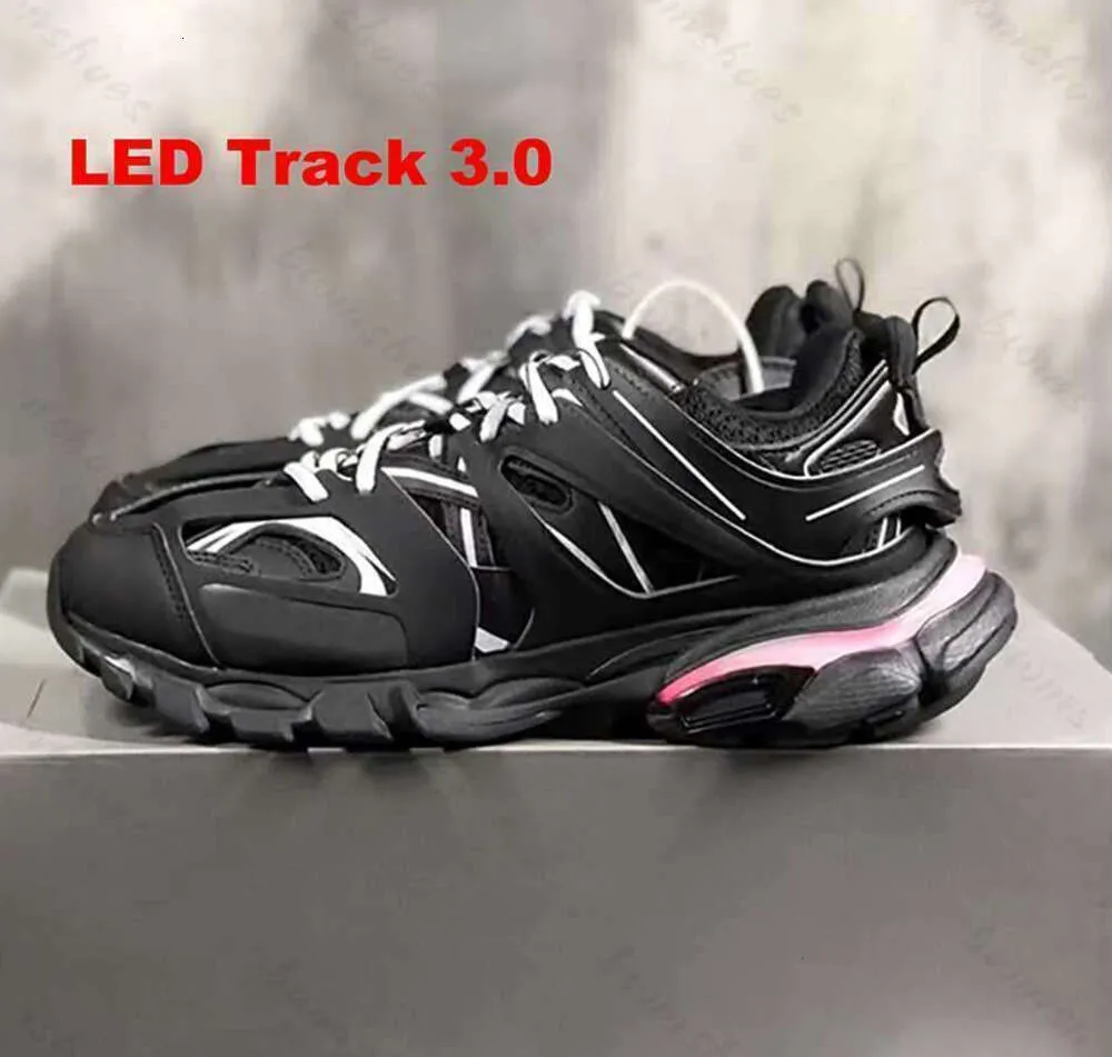 Sapatos de vestido Designer LED Track 3 3.0 sapato homens mulheres tênis triplo preto branco rosa azul laranja amarelo verde tess.s. Tênis Gomma Tracks Sports24