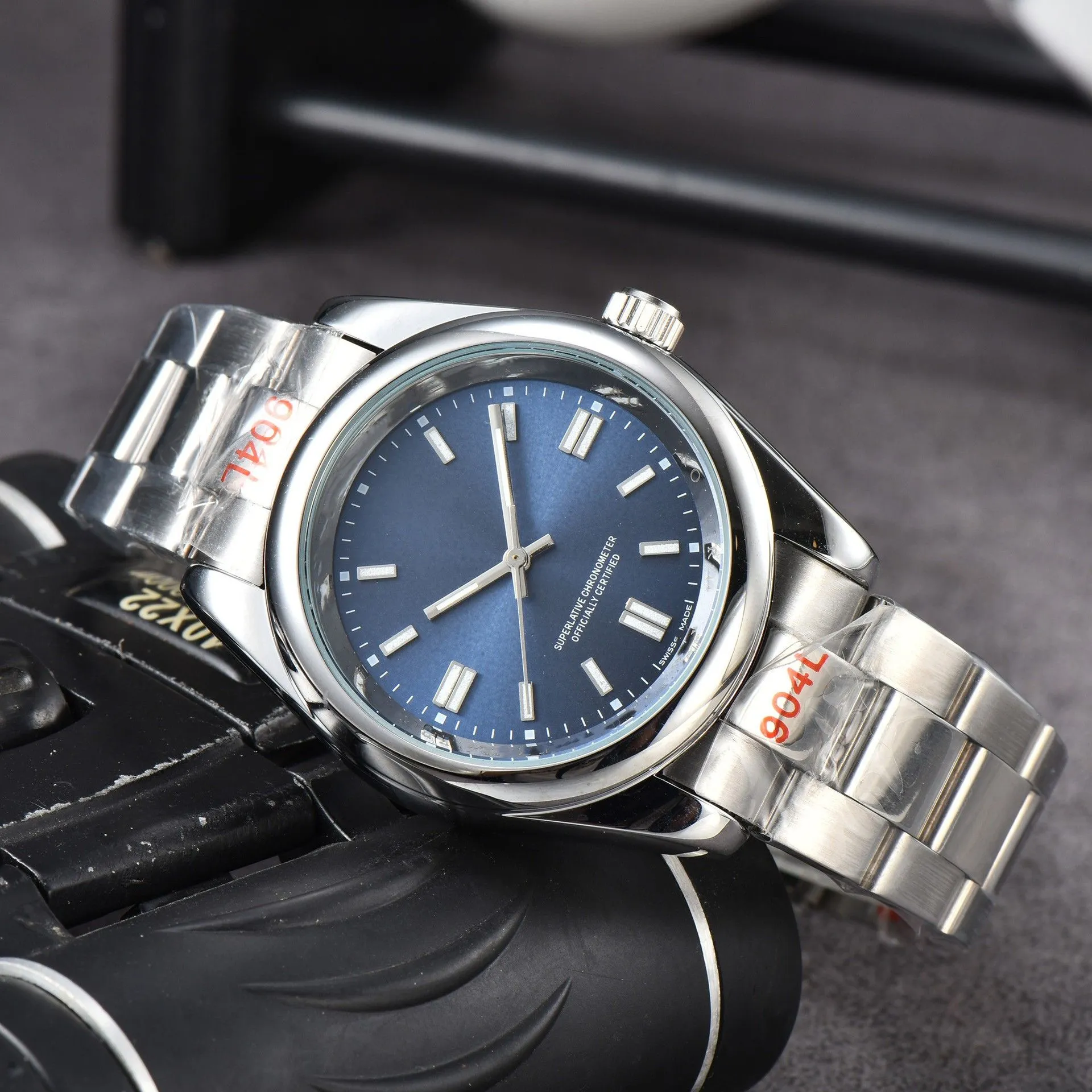 Luxe horloge Heren AAA Horloge Kwaliteit 41 mm Precisie Duurzaam Quartz-uurwerk Roestvrij staal Waterdicht Lichtgevende montres DHgate