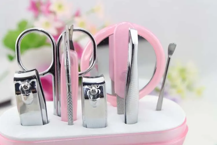 professional Nail Cuticle manicure tool kit manicure grooming set kit in plastic  case wedding favors