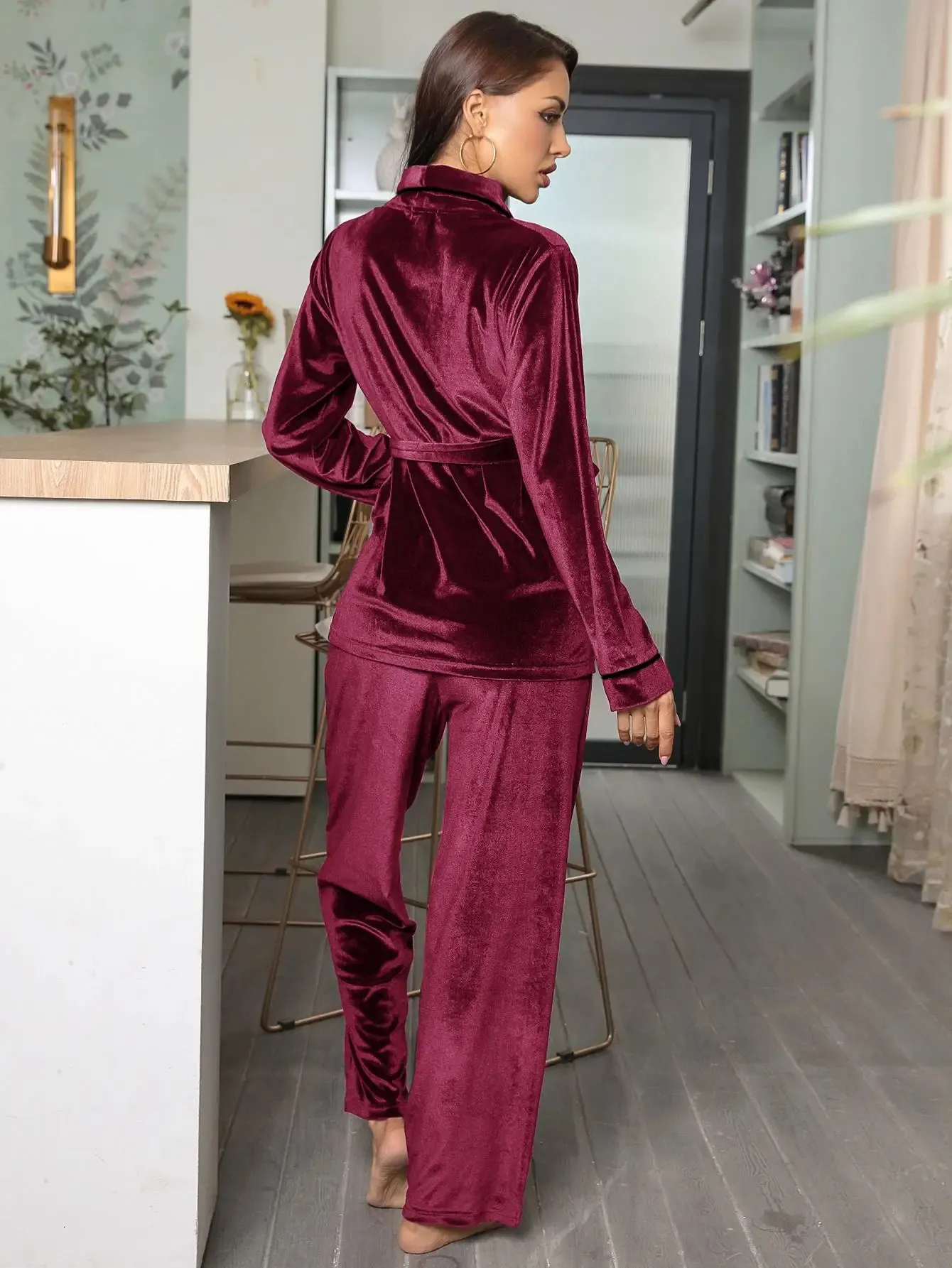 Cozy Fleece Pajama Set for Women Red Wine 2 Piece Sleepwear Lounge Set with Robe Waist Belt and Pockets