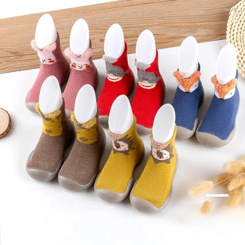 Primeros caminantes, modelos de primavera y otoño, zapatos para caminar para niños, calcetines de suelo, fondo suave antideslizante para niños y niñas