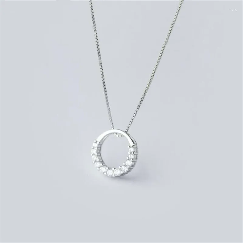 Pendant Necklaces Romantic Micro-Haeundae Crystal Exquisite Beautiful Silver Plated Jewelry Circle Simple N081