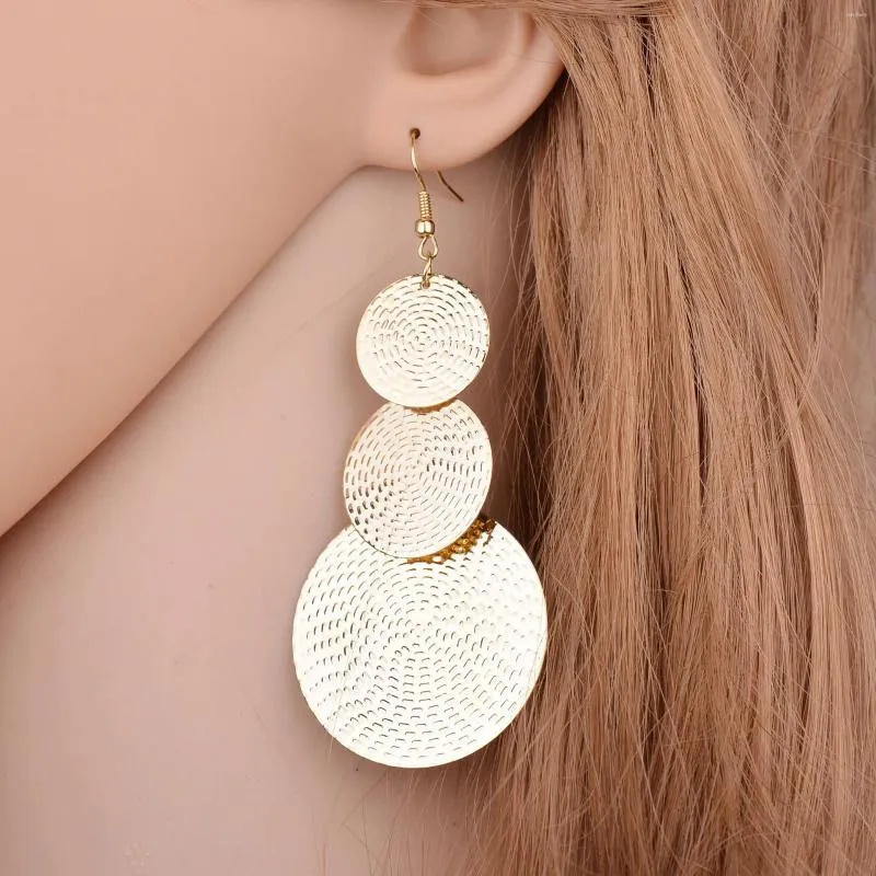 Boucles d'oreilles pendantes pour femmes, accessoires adorables, tendance, Rock, boîtes de nuit, rondes givrées, 2023, 180726 – 16