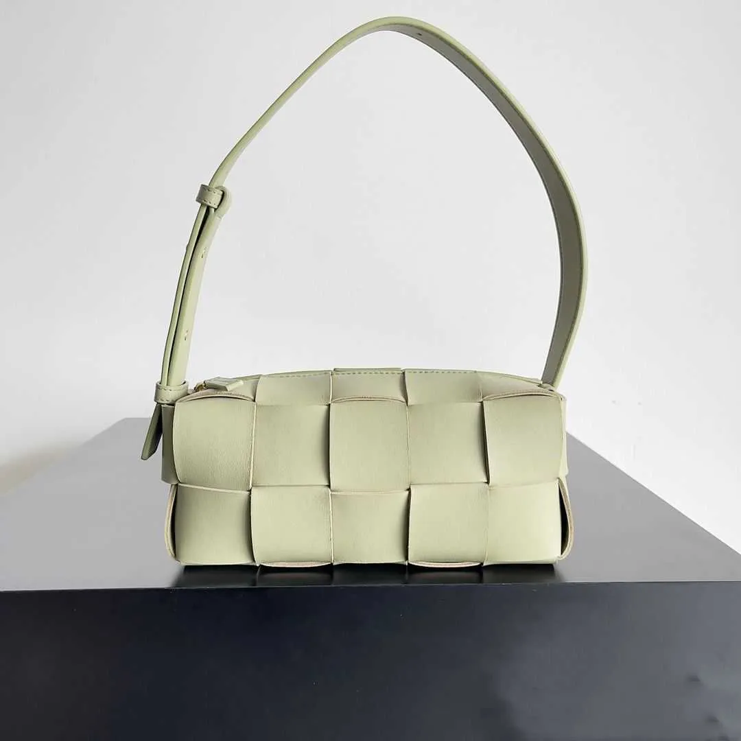 Designer women`s bag mobile phone bag Brick Cassette woven underarm bag shoulder bag counter quality