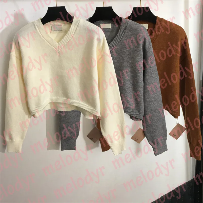 Luxury Women Sweater Designer Sticked Top Pullovers Letter Print V Neck Kort stil Knits Autumn Winter Long Sleeve Sweaters