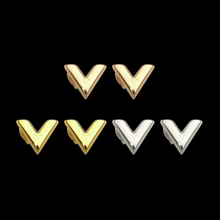 Modemerk V-vormige titanium stalen clip-on schroefachteroorbellen zijn een nieuw product voor vrouwen, charmante 18k gouden designer oorbellen, hoogwaardige luxe sieraden