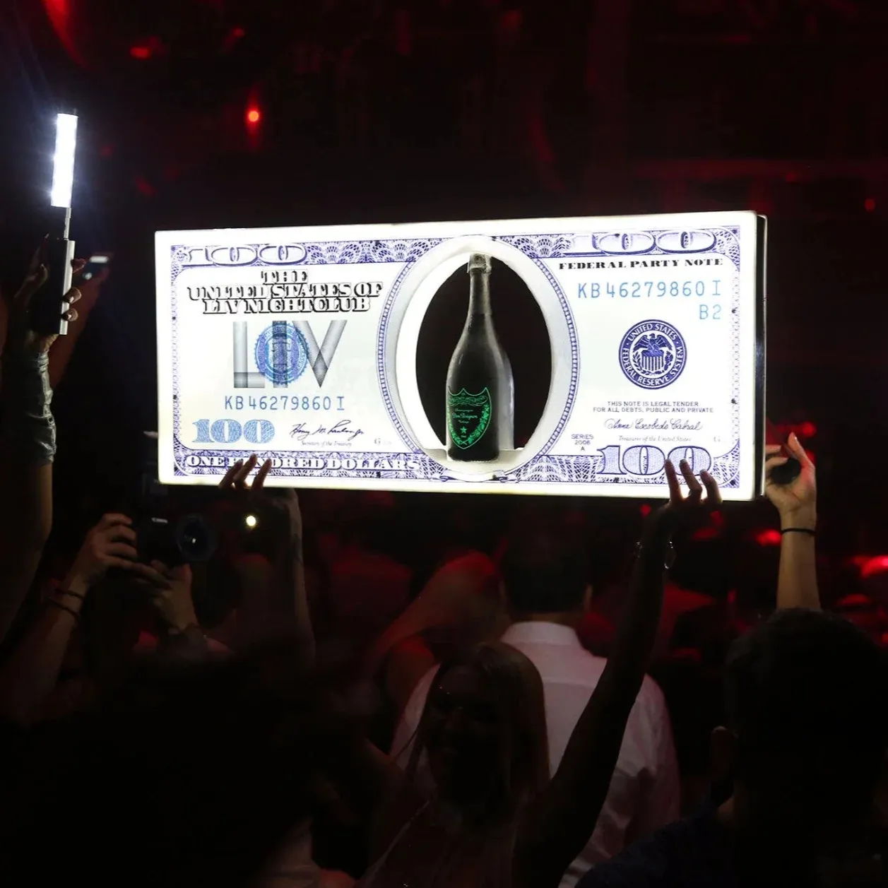 Led Benjamin US 100 Dollar Bill Champagne Bottle Presenter Glorifier Neon Sign Display VIP Service för Night Club Bar Party Lounge Custom Logo Raddbart batteri