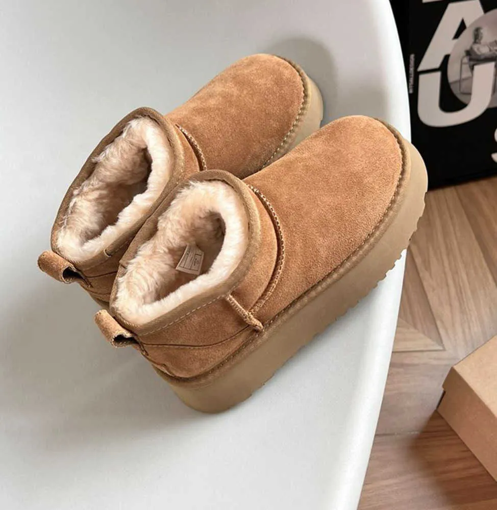 Women Winter Ultra Mini Boot Designer Australian Platform Boots For Men Real Leather Warm Ankle Fur Booties Luxurious Shoe33