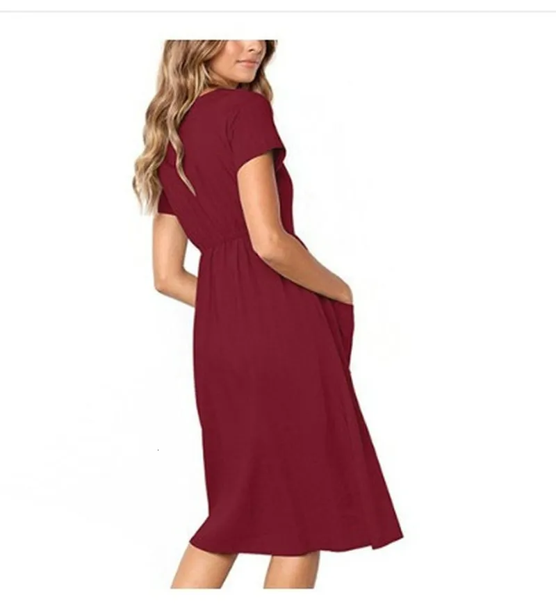 graduation dress for pregnant women Three years ago .. It was my graduation despite the fact that she was 7 months pregnant she came for this special day ..... When we say the big sisters are our