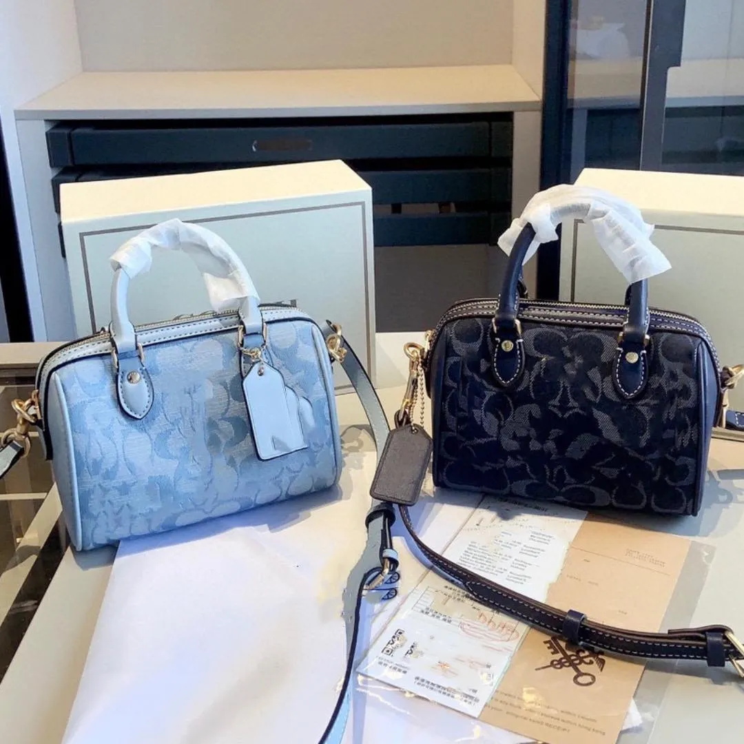 Luxury Designer Pillow Blue Bag For Women 2021 New Arrival