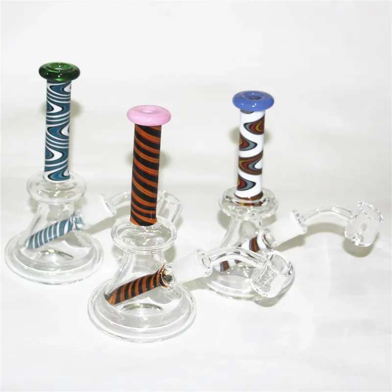 Mini Dab Rig coloré épais verre Bongs narguilés en ligne Perc conduites d'eau 14mm Joint huile plates-formes petit Bong avec 4mm Quartz Banger ZZ