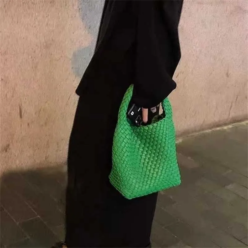 Venetasbottegas Jodie 2023 tendance Style français Niche en cuir tissé à la main sac boulette une épaule Portable bandoulière femmes