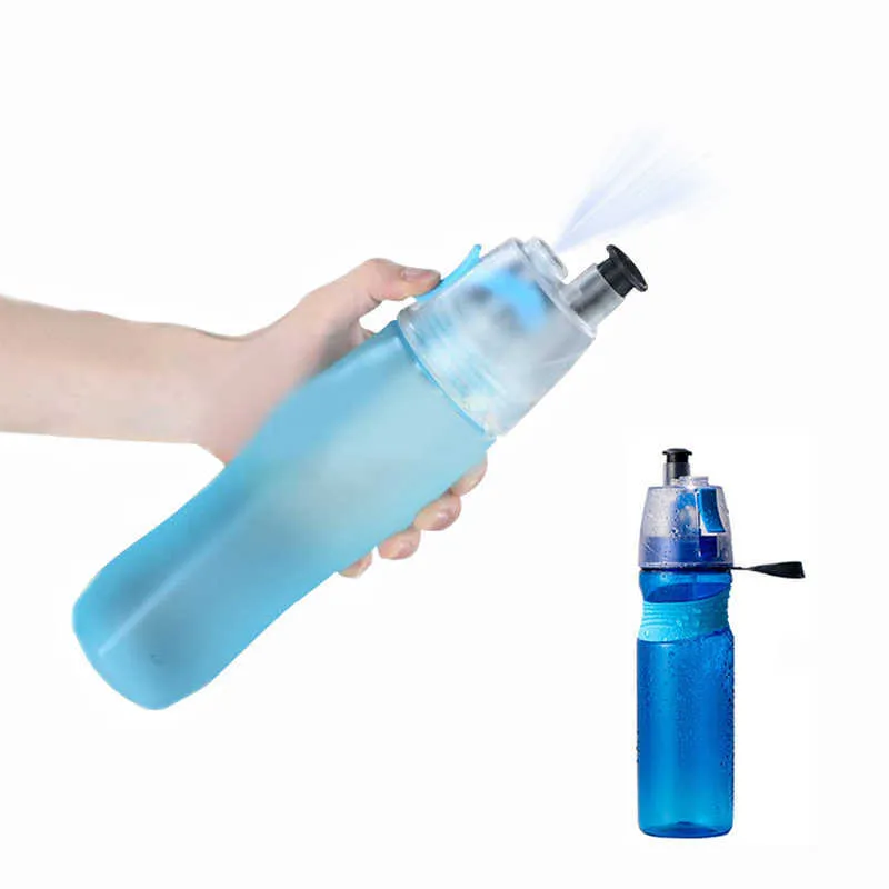 Garrafa de água 750ml Garrafas de spray de ciclismo à prova de vazamentos de plástico à prova de plástico de ginástica ao ar livre esportes de resfriamento Copo P230324