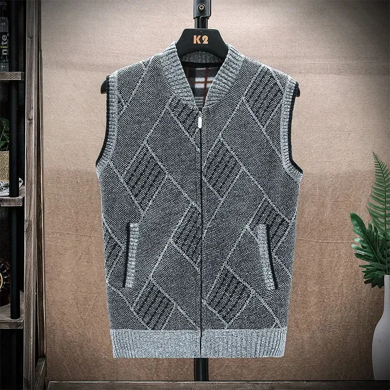 Men's Sweaters Men's Wool Sweaters Vest Autumn Winter Fleece Warm Casual Zipper Cashmere Sleeveless Solid Sweater Knitted Veste Men Clothes 231117