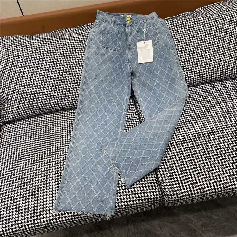 Jeans da donna firmati Inizio autunno New chic Rombico Plaid Nappa Pantaloni Orlo Vita alta Fibbia in metallo Non scegliere pantaloni denim a gamba dritta D93A