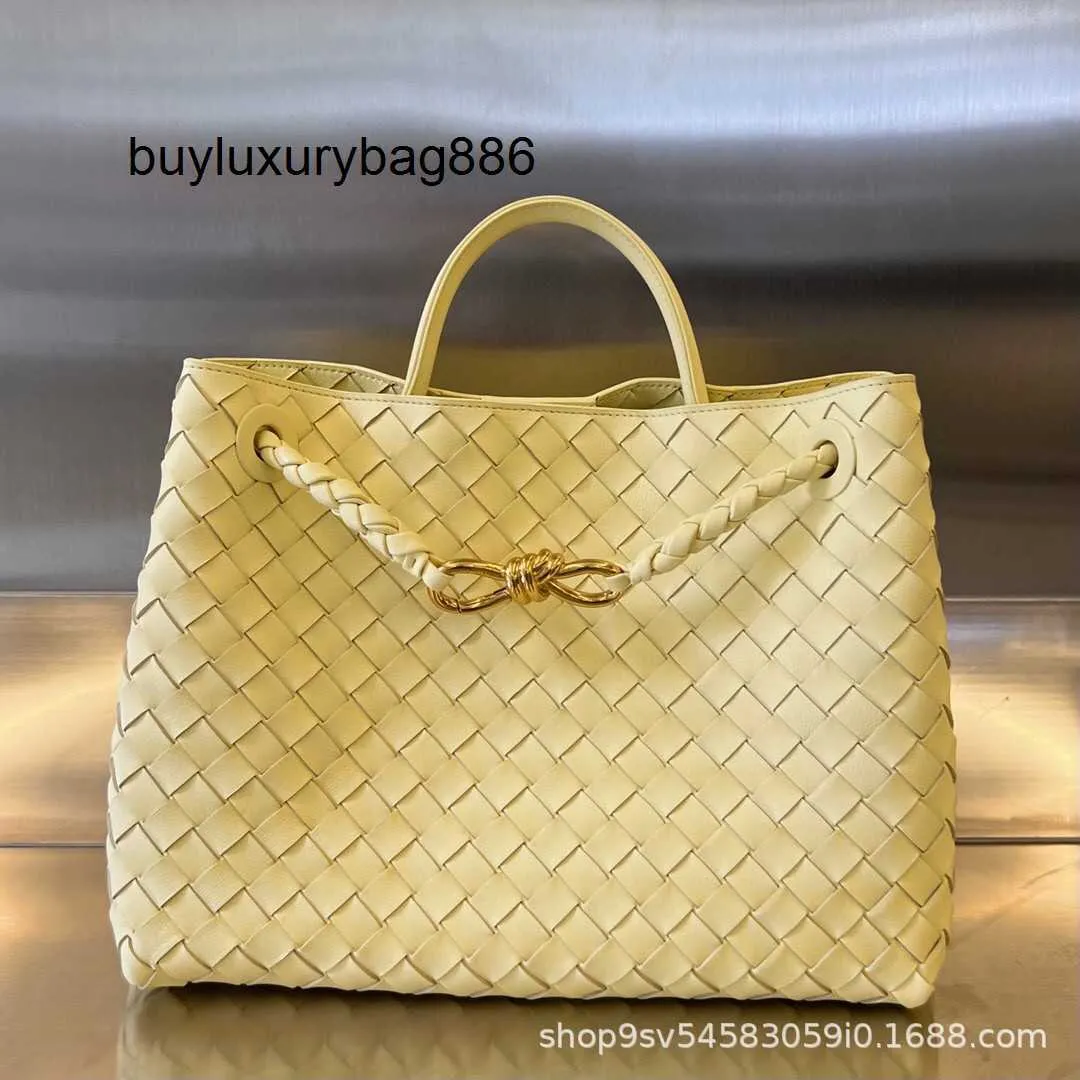 Luxury Bags Andiamo Botteg Venet 2023 New Bag Women's Handbag Underarm Leather Weaving Gold Rope Buckle Star Style