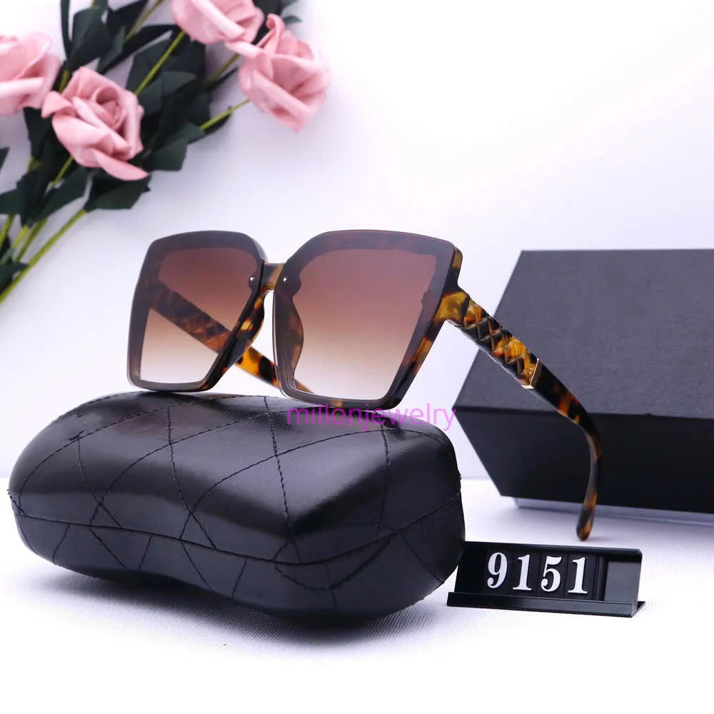 Designer Chanelism Solglasögon Herrkvalitet Tidvatten Street Skjutande polariserande glasögon 9151 med låda