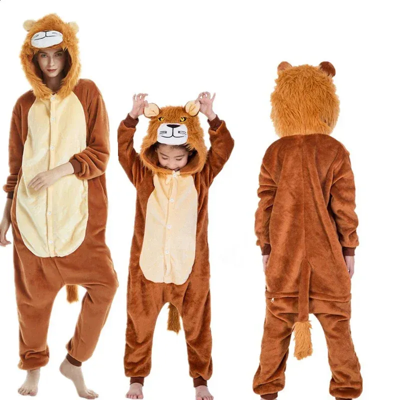 Cosplay barn vuxen flanell lejon tiger king barn huva onesies pajamas cosplay dräkter för halloween år karneval party 231116