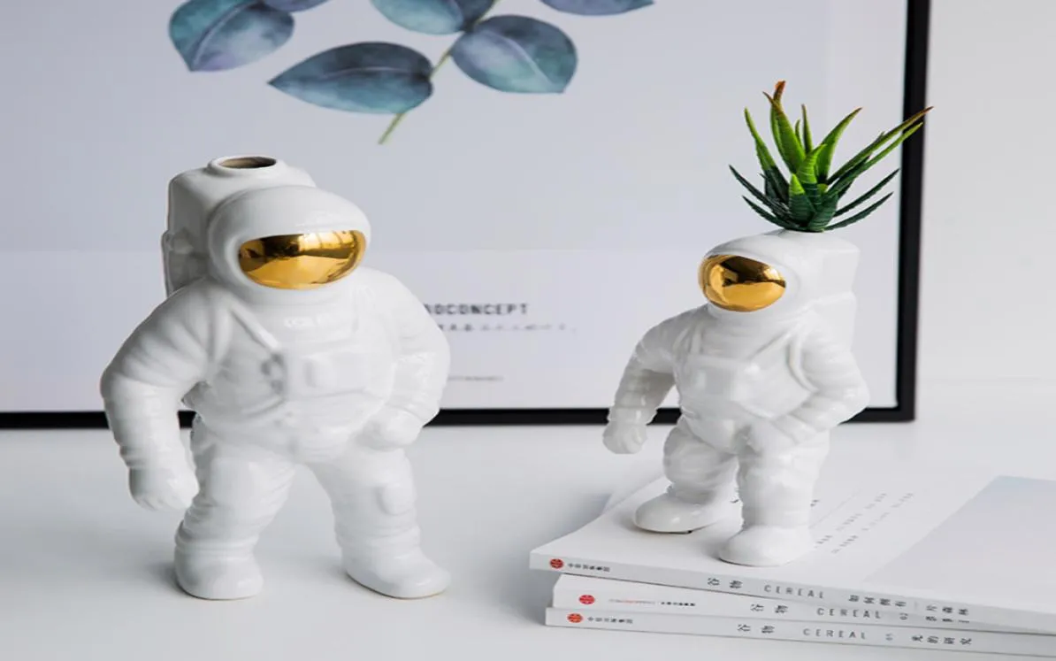 Uzay Adamı Astronot Vazo Seramik Modeli Benzersiz Astronot Vazo Kurutulmuş Çiçekler Beyaz Seramik Tablo Üst Dekor Tool5522799