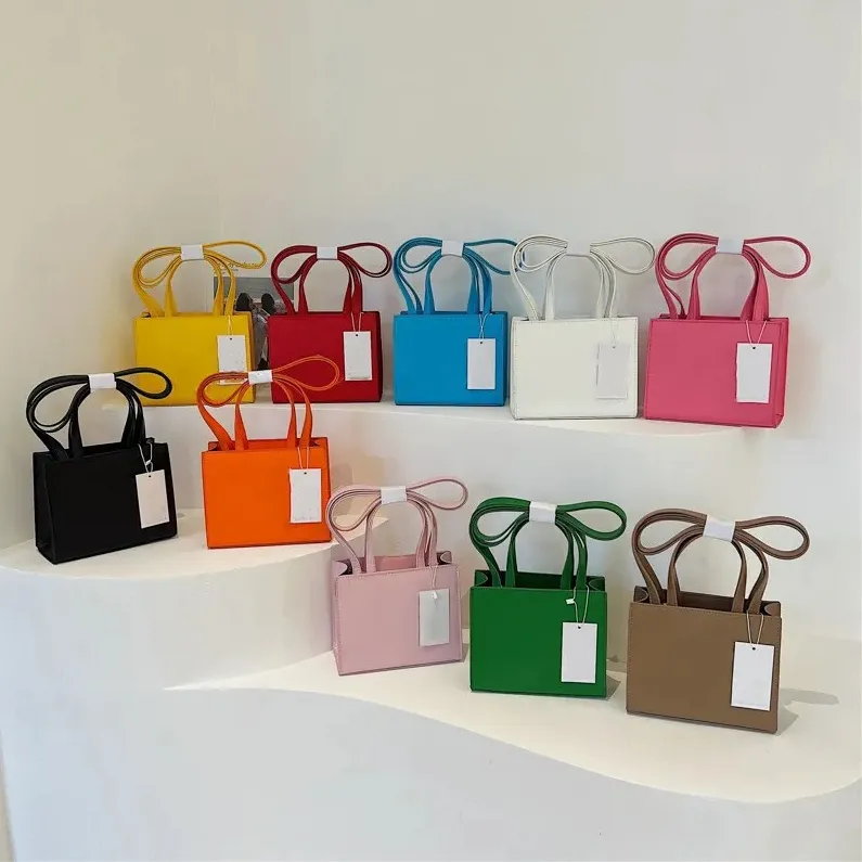 Short bags outlet for ladies