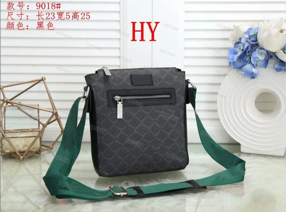 حقائب الكتف Crossbody Mens Designer Handbags في الهواء الطلق الفاخرة عبر الجسم رجل رسول حقيبة المحفظة حقائب السفر