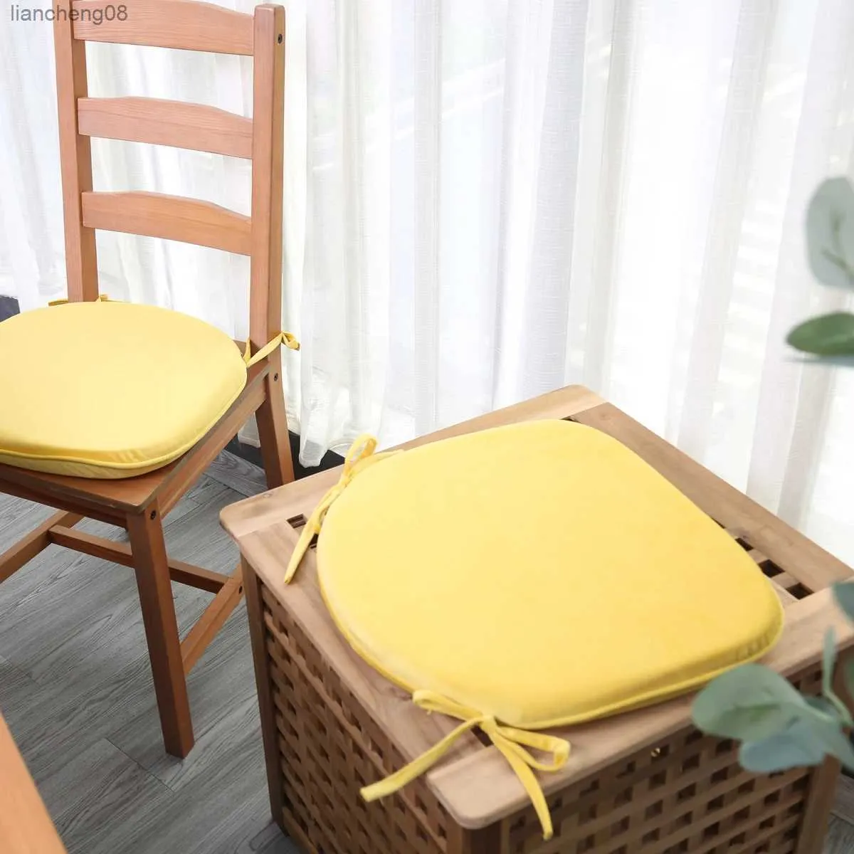 Yastık/dekoratif 1pc modern tarzı düz renkli kadife sandalye yastık yemek sandalyeleri için bağlar mutfak yemek sandalye pedi