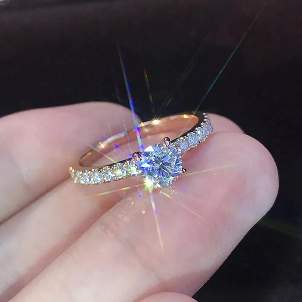 Solitaire Ring Trendy Elegant Zircon Rings For Women White CZ Crystal Engagement Design Female Wedding Jewelry 231117