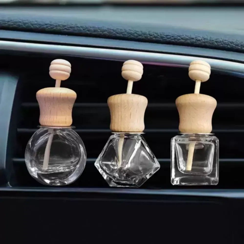 Car Perfume Bottles Empty With Clip Wood Stick Essential Oils Diffusers Air Vent Clips Automobile Air Freshener Glass Bottle Cars Decorations wholesale G0418