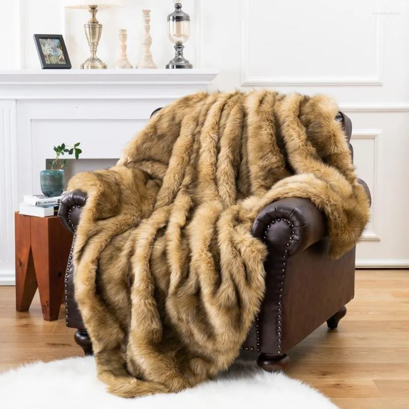 Blankets 150x200cm Faux Fur Blanket PV Fleece Bed-end Hitch