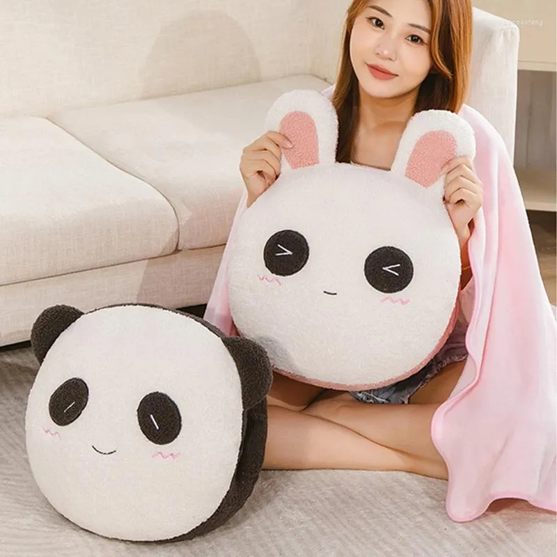 Poduszka miękka koc panda wielofunkcyjny ciepło z powrotem domowe biuro drzemki sofa