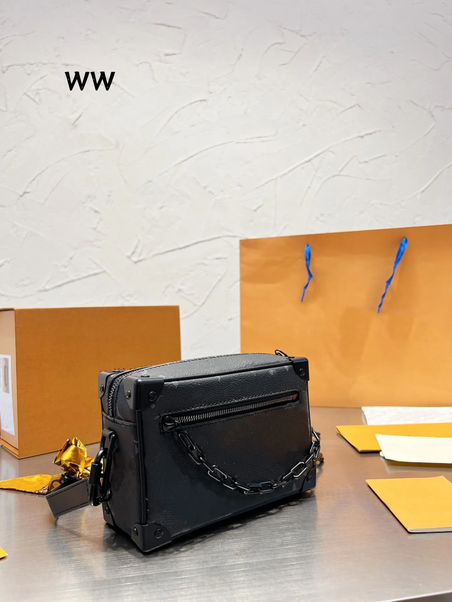 Fedon 1919 Award Micro-2 Black/Dark Grey Leather Man Purse Tablet Bag