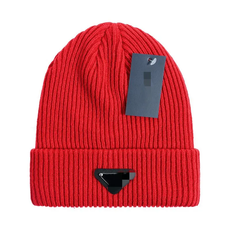 Designer Fashion Winter Hat tricot laine Pile Up Hat Chapeau étendu Big Band Band Colde Colde et Protection chaude Fashion Versatile Couple de couple