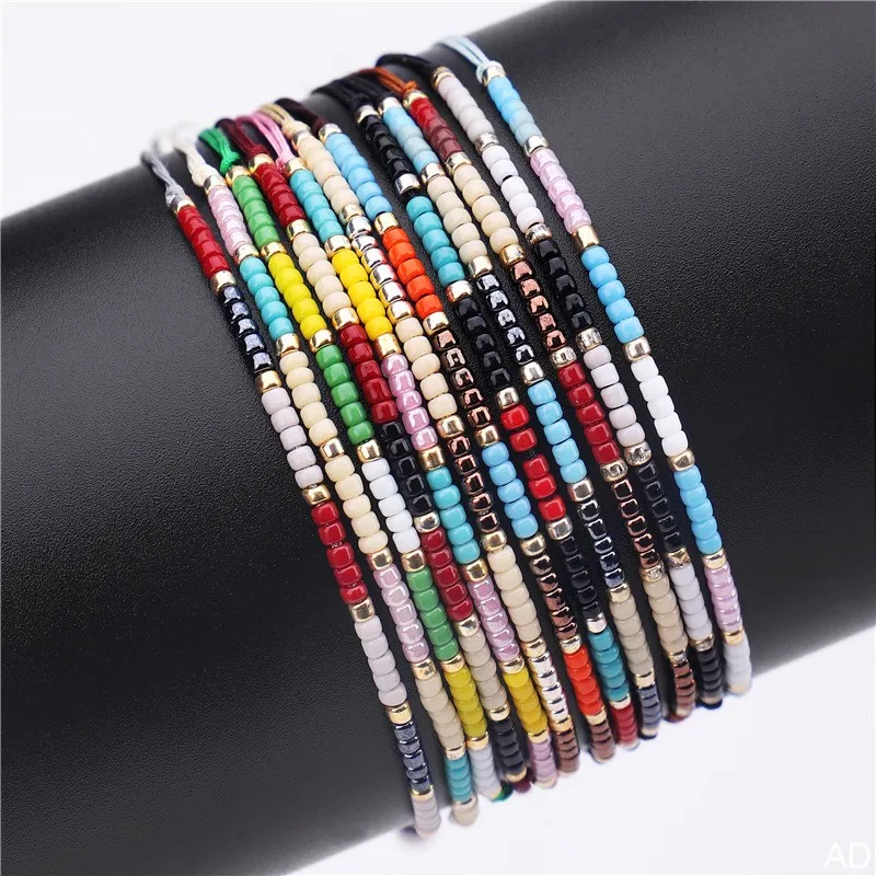 Tendances de la mode Bracelet de brins de perles de rocaille bohémiennes colorées