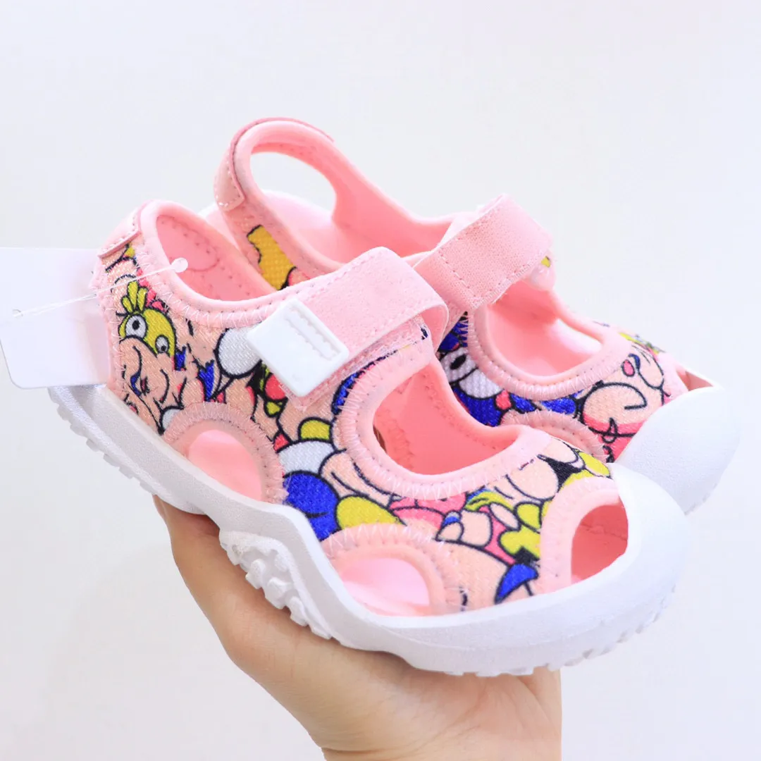 Scarpe per bambini con il deals tacco