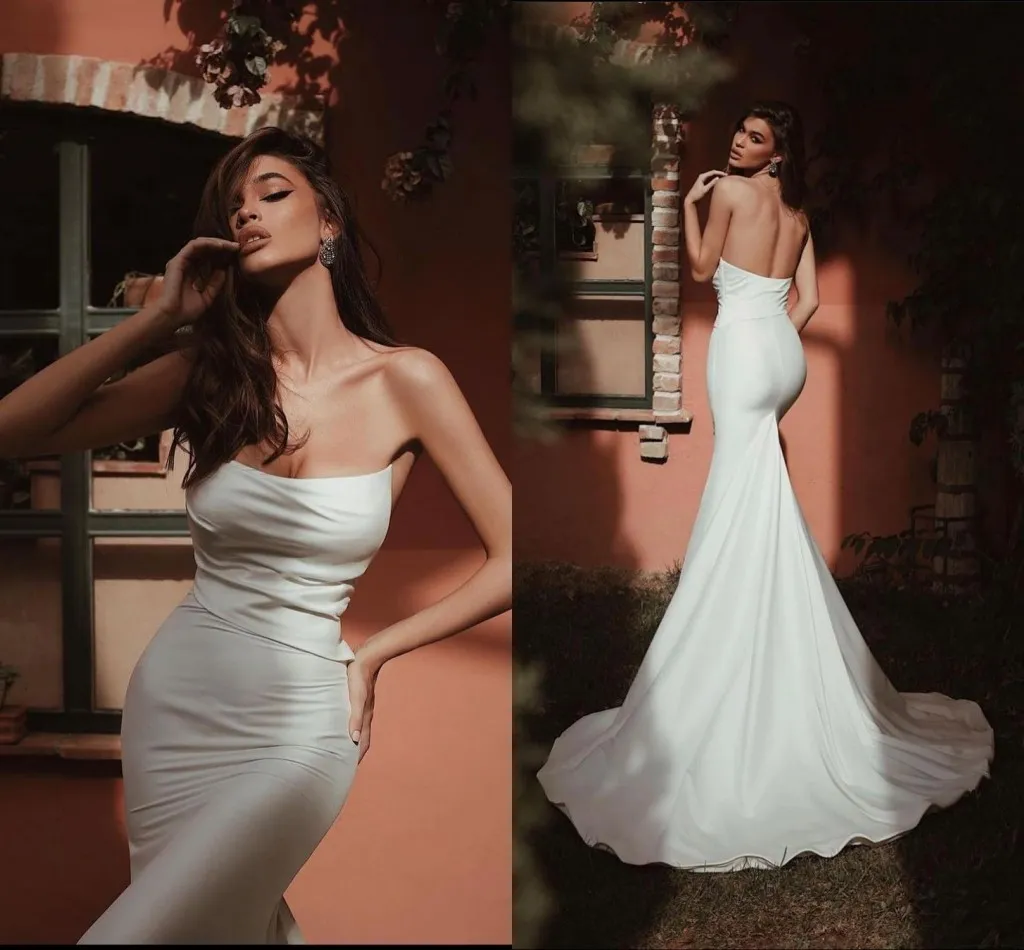 Abbastanza semplice Plus Size Abiti da sposa a sirena per la sposa Pieghe senza spalline Backless Sweep Train Abiti da sposa abiti da sposa Custom Made