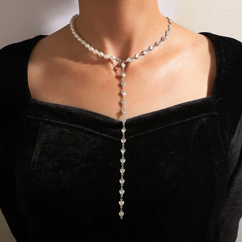 Hänghalsband Bohemian Pearl Pärled Choker CLAVICLE CHAIN ​​Simple Silver Color Love Heart Pandent Halsband för kvinnors smycken 18696