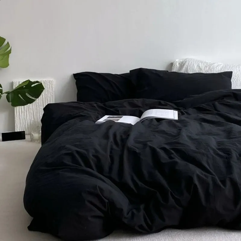 寝具セット2023ソリッドカラーブラック羽毛布団カバーシンプルなスタイルスキンフレンドリーなトップ品質ホームテキスタイル231116