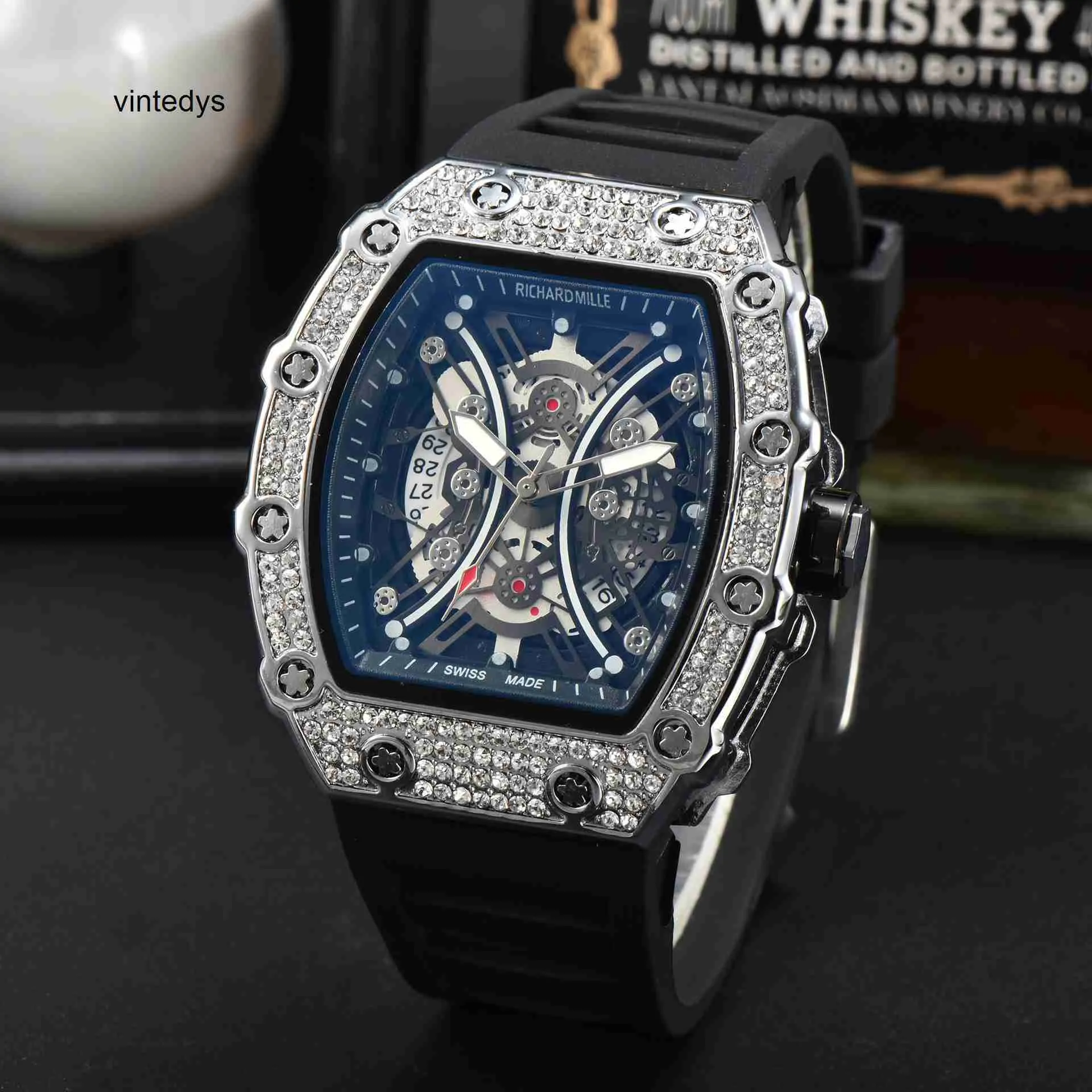 Quartz watch website deals