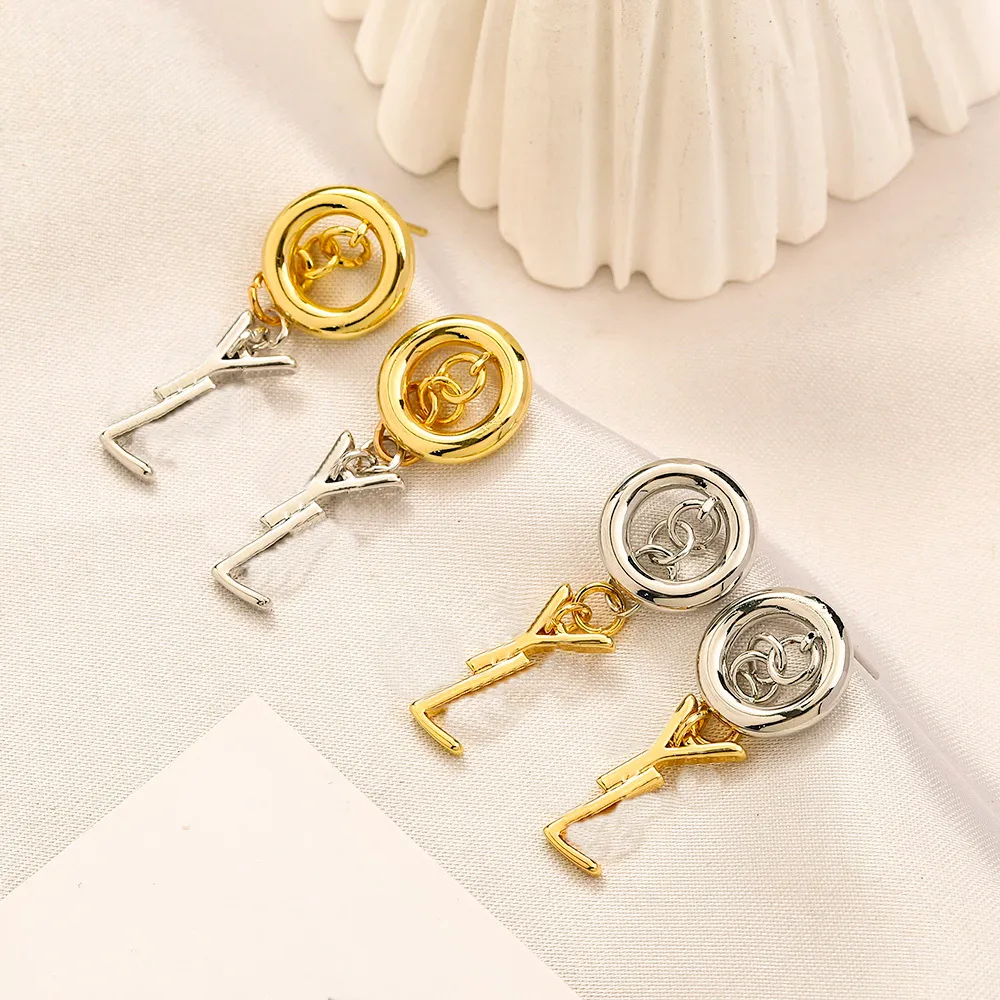 Or et argent couleur correspondant Designer Lettre Oreille Boucles D'oreilles Marque Designer Marque Ronde Géométrie Lettres Cristal Strass Cerceau Boucle D'oreille Bijoux De Fête De Mariage