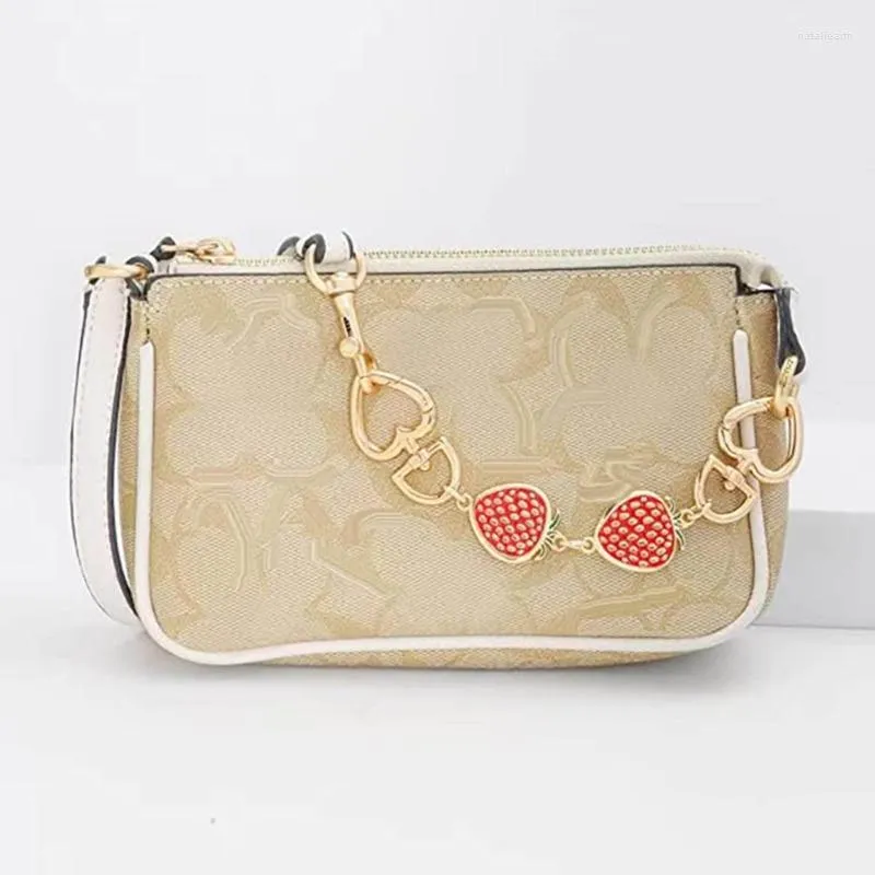 Nyckelringar xxfd söt jordgubbspåse rem förlängande kedja handväska förlängningsdekoration för kvinnor flickor diy plånbok väskor