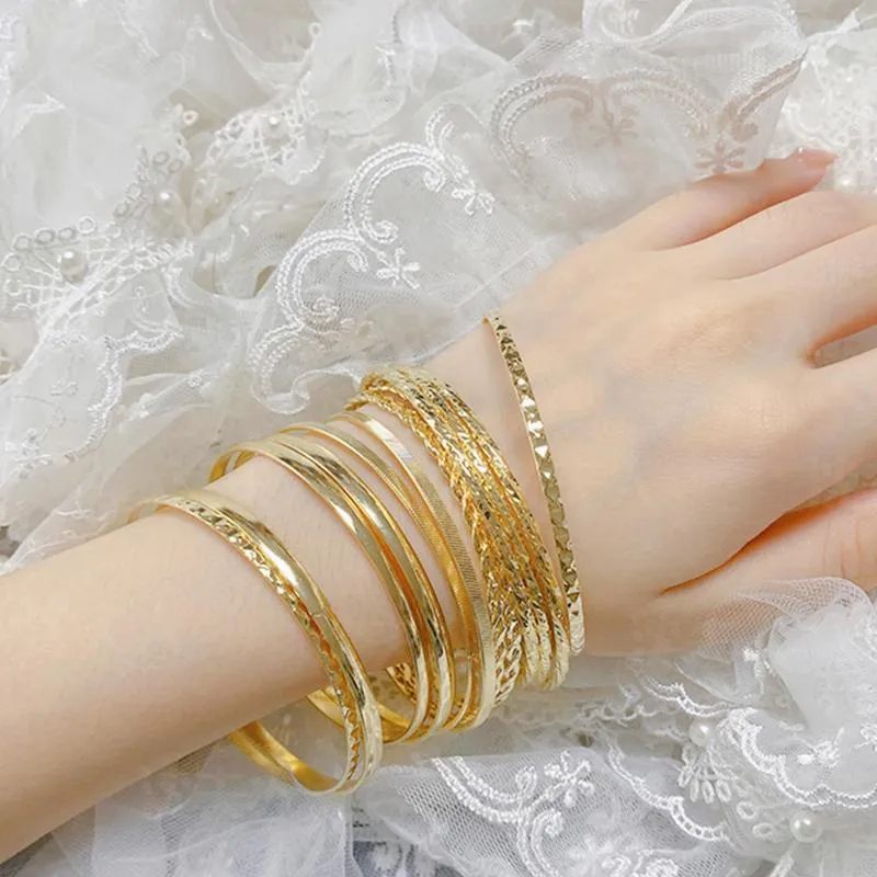 Bangle 12pcs/set Bohemian Big Circle Metal Dubai Bangles Gold Silver Plated for Women Bridal Wedding Party Jewelry Gift
